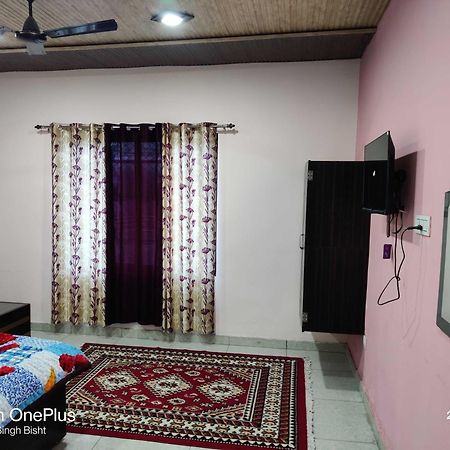 Hotel O Mohani Inn And Banquet Kausani Kültér fotó