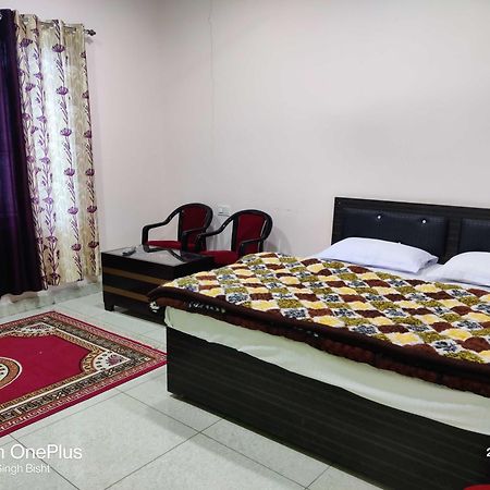 Hotel O Mohani Inn And Banquet Kausani Kültér fotó